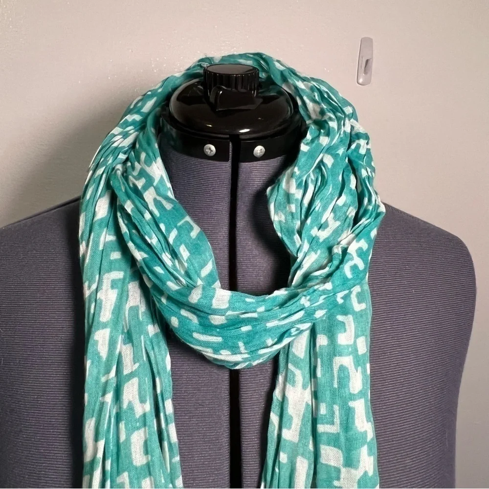 Neck Scarf Green White Geometric